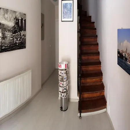 Eagle Taksim Апартаменты Стамбул